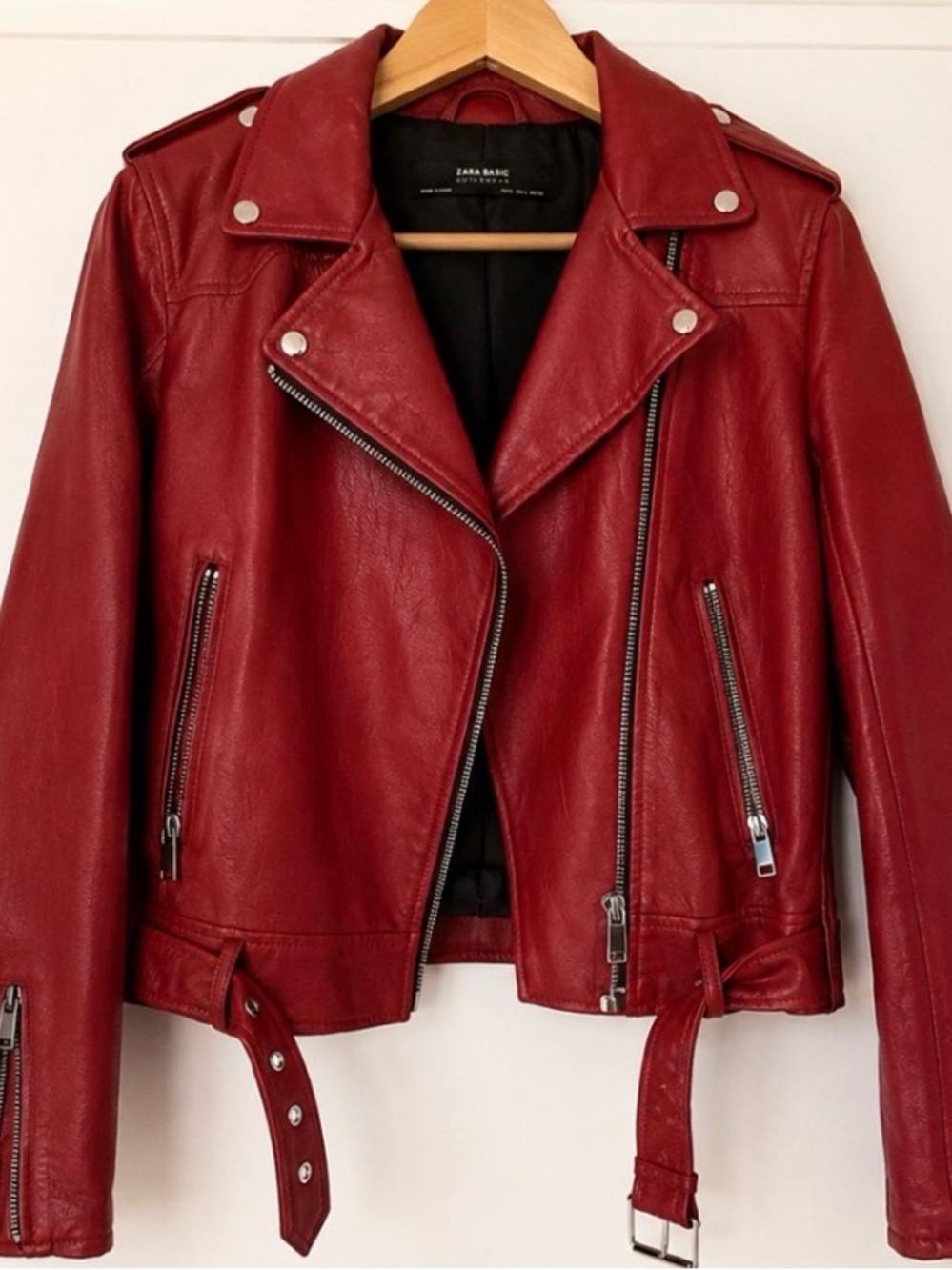 ZARA Basic Red Faux Leather Moto Jacket – Size Small ❤️